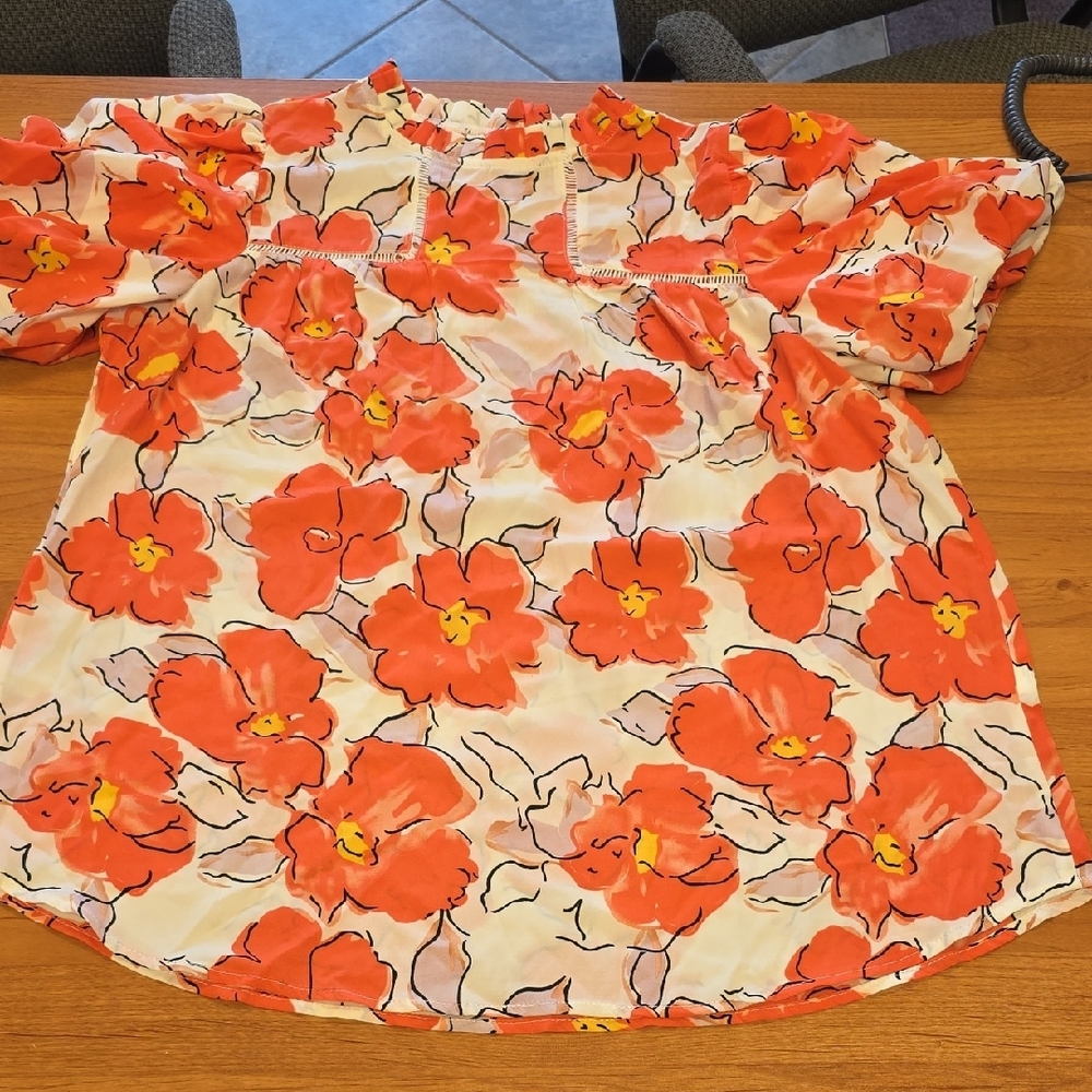 Orange Boxy Blouse with Cap Sleeves and Peter Pan Collar - Picture 4 of 7